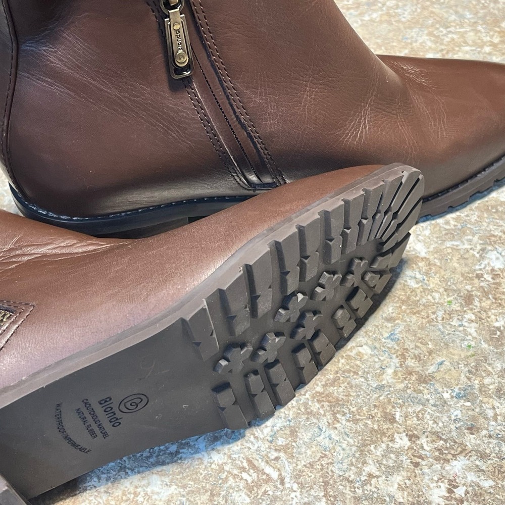 Blondo Women's Brown Samara Waterproof Classic Stacked Heel Booties Size 9.5 - Picture 6 of 10